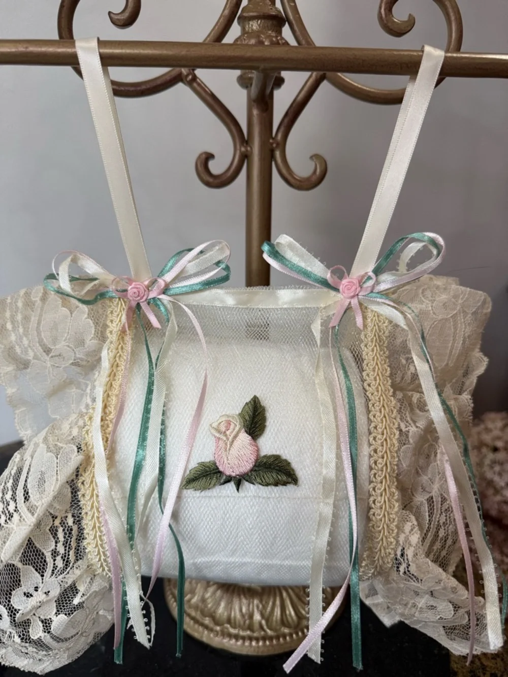 🌸 Hand Crafted Cream Lace Hand Towel and Toilet Paper Holder 🌸